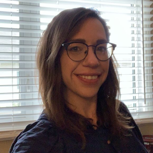 Meet your Posher, Pauline - Picture 1 of 1